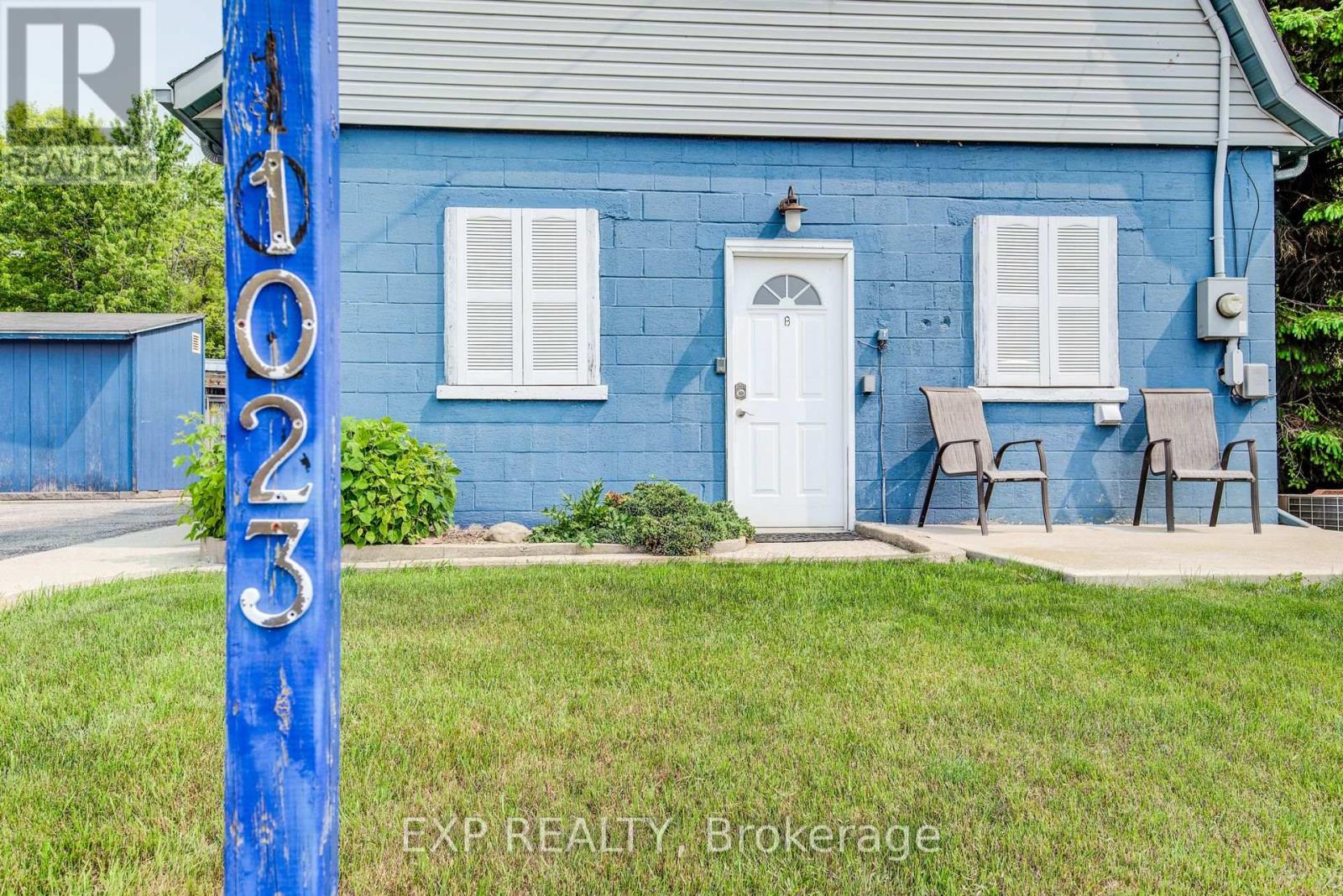 1023 MAPLE LEAF STREET