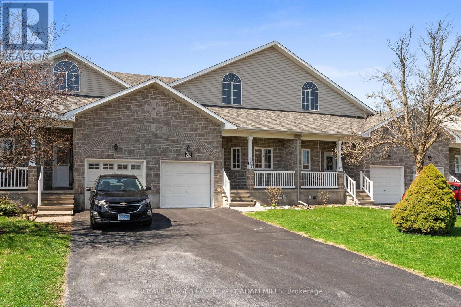 98 PATTERSON CRESCENT