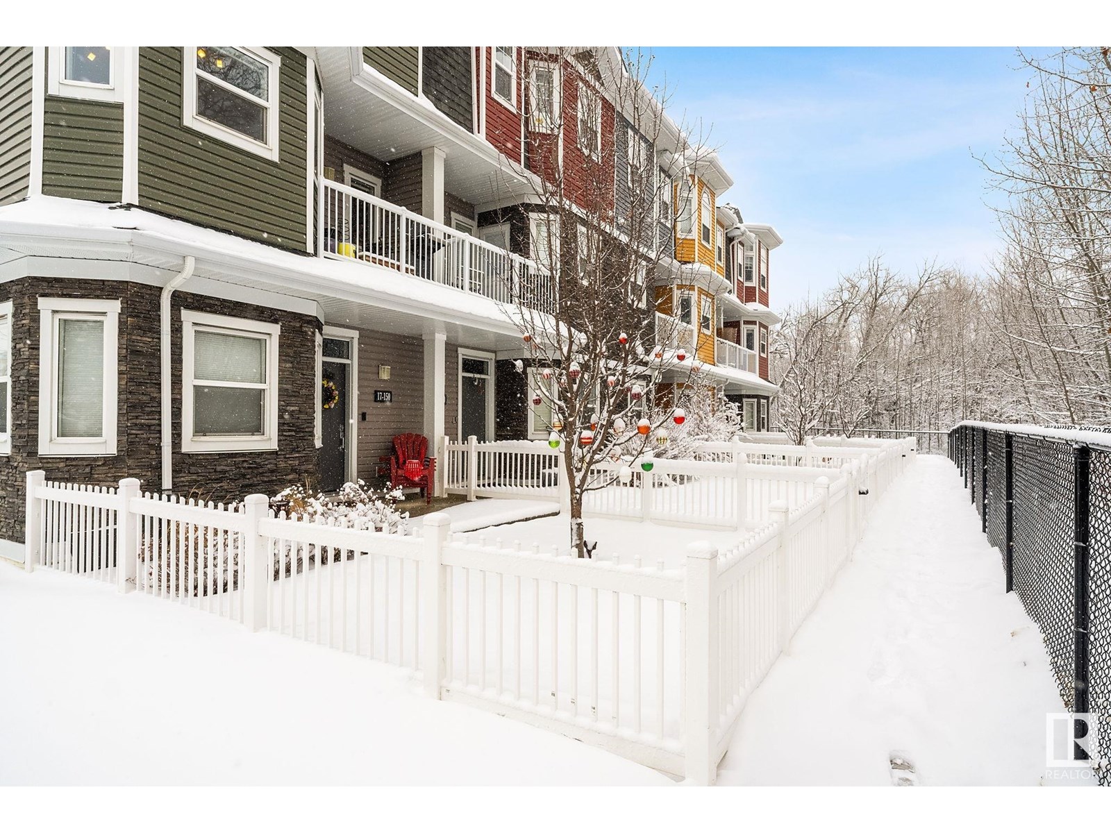 #19 150 EVERITT DR