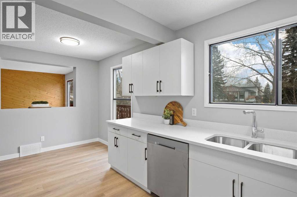 8, 6915 Ranchview Drive NW