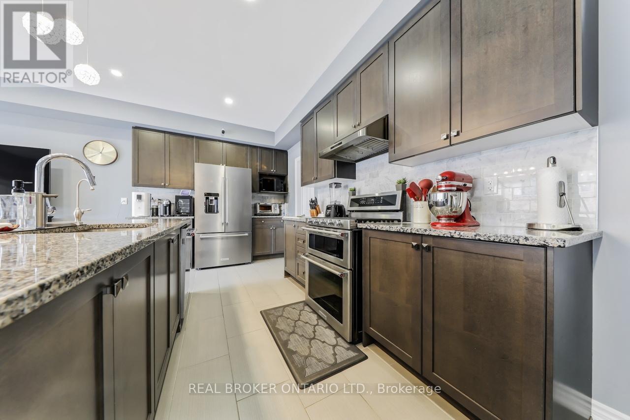 10937 VICTORIA SQUARE BOULEVARD