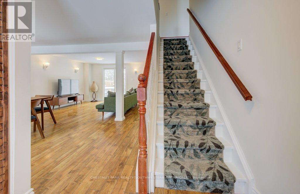 776 SCOTTSDALE DRIVE