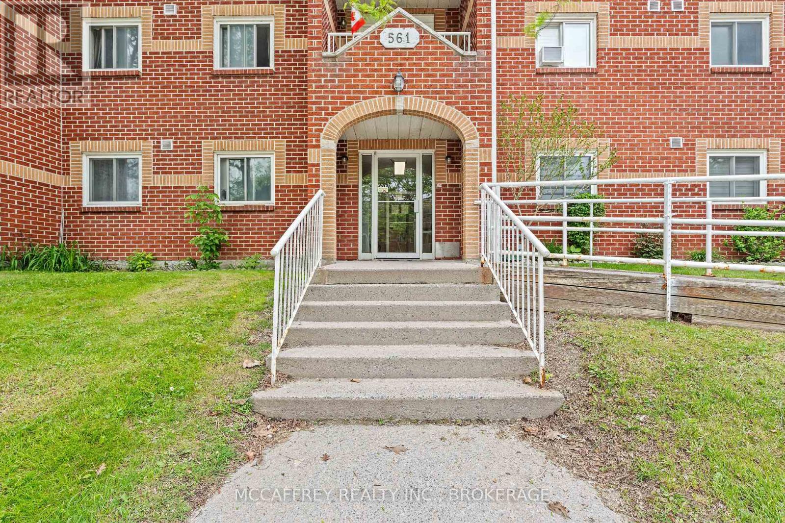 204 - 561 ARMSTRONG ROAD