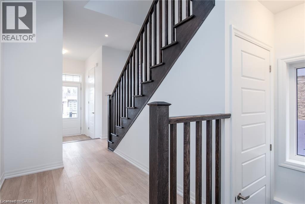 112 FORESTWALK Street