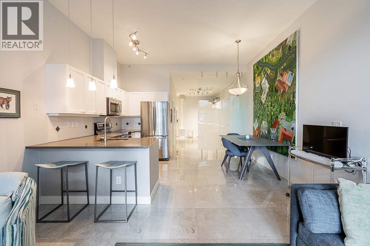 108 131 W 3RD STREET