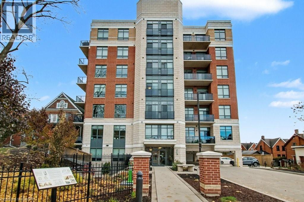 399 QUEEN Street S Unit# 518