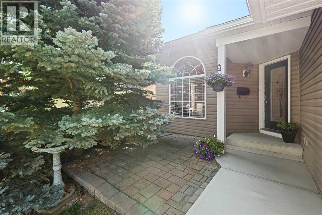 109 Macewan Park View NW