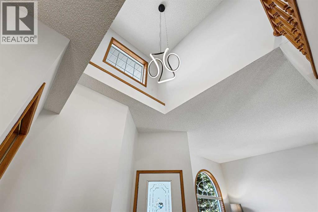 109 Macewan Park View NW