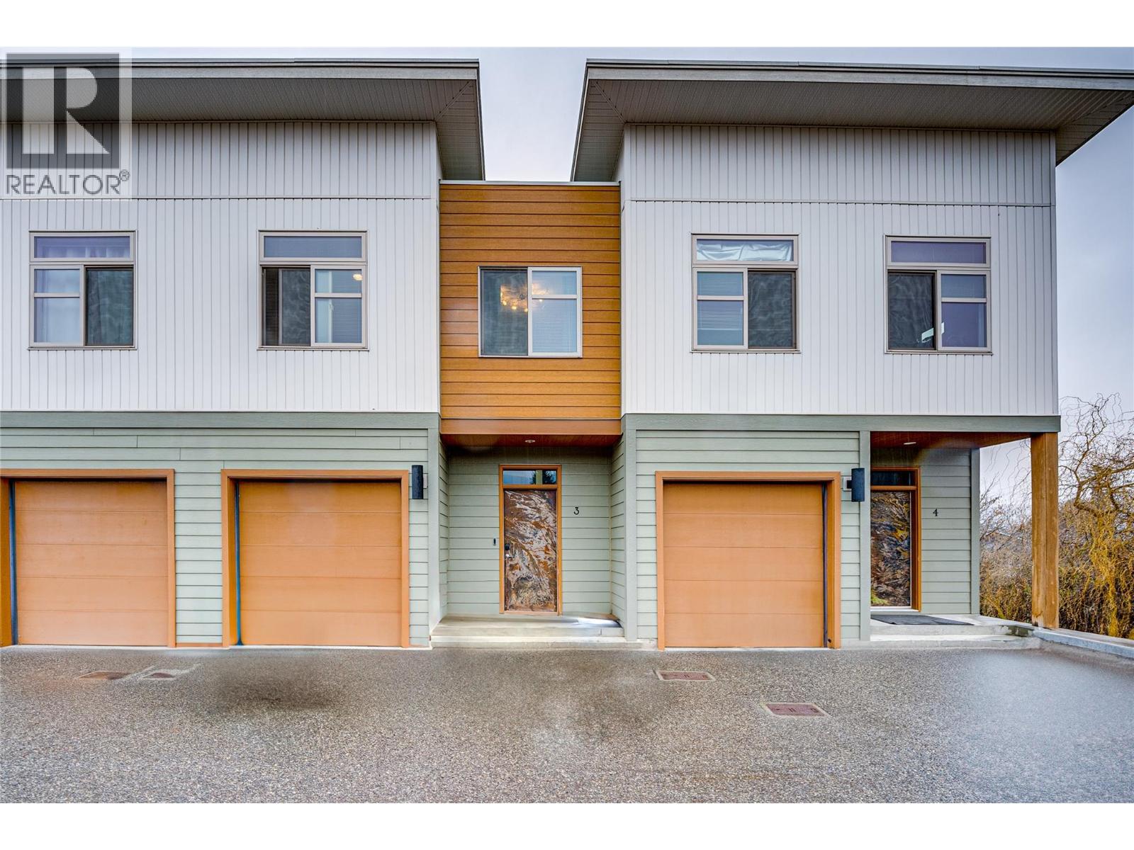 1703 43 Avenue Unit# 3