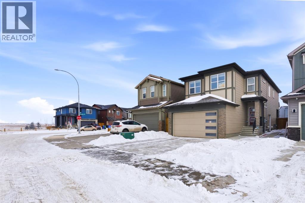 14 Belvedere Point SE