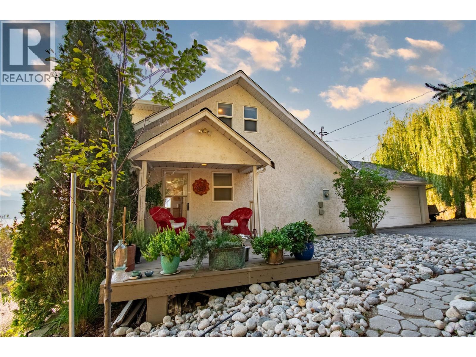 4295 NORTH NARAMATA Road