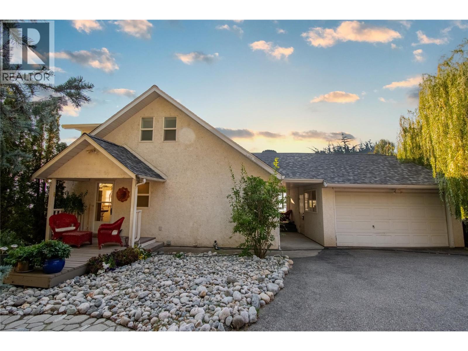 4295 NORTH NARAMATA Road