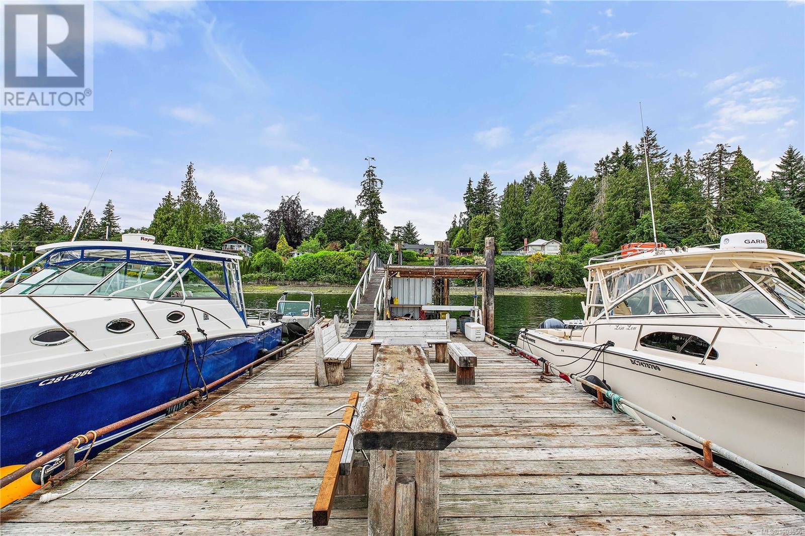 5957 Sooke Rd