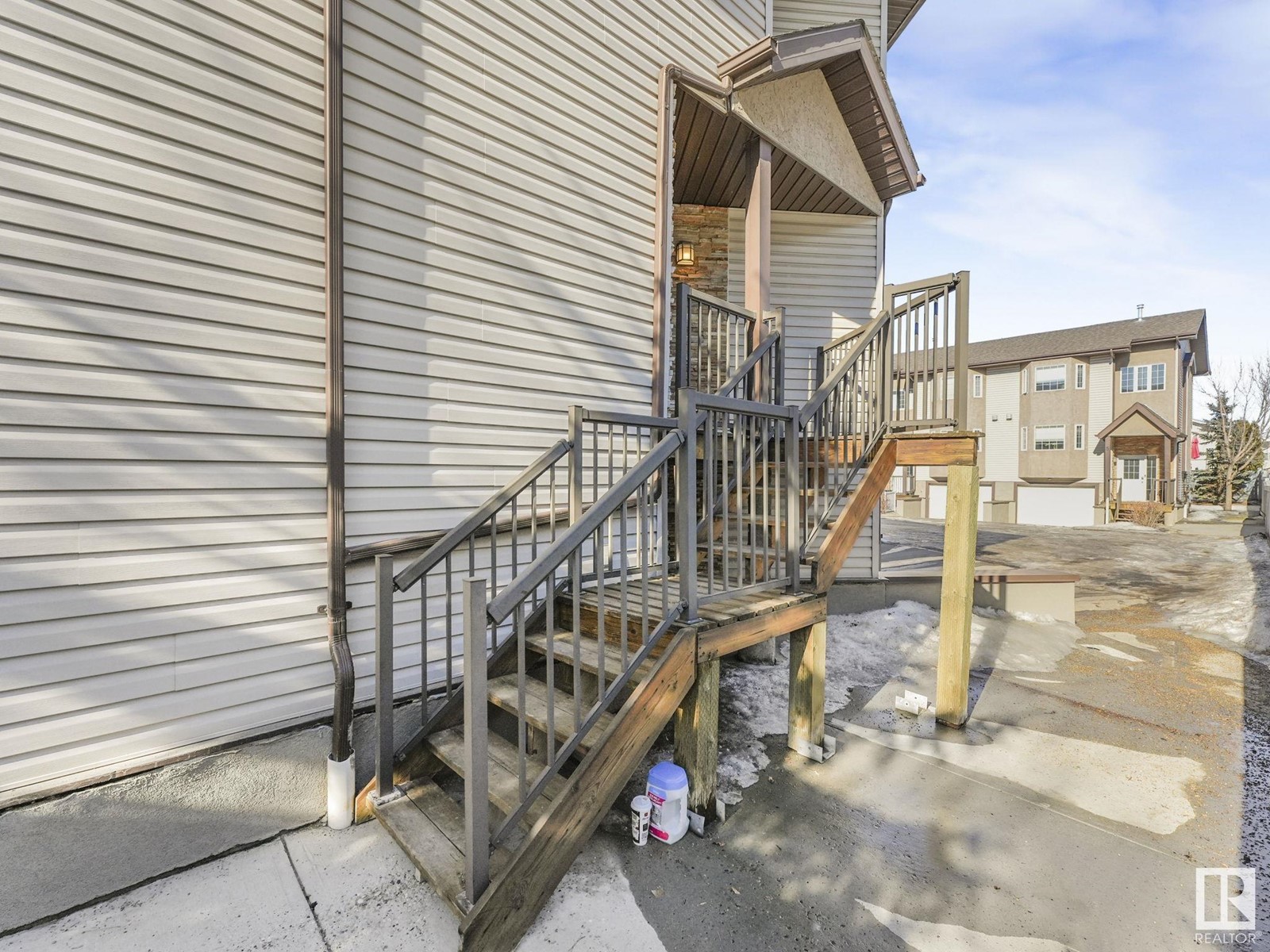 #1 17839 99 ST NW