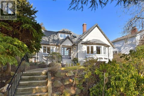 2350 Nottingham Rd Oak Bay BC V8R6C1