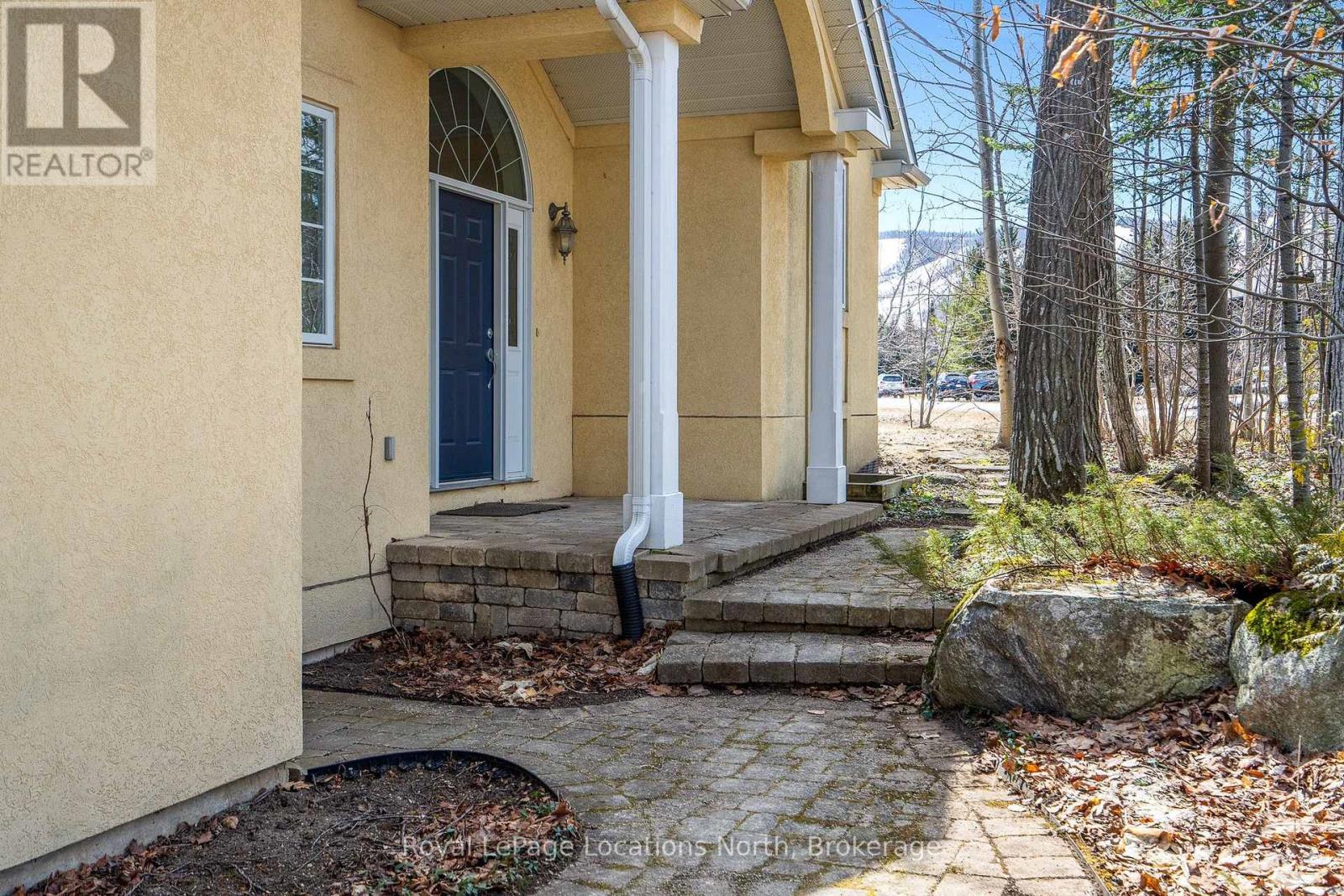 130 CORTINA CRESCENT