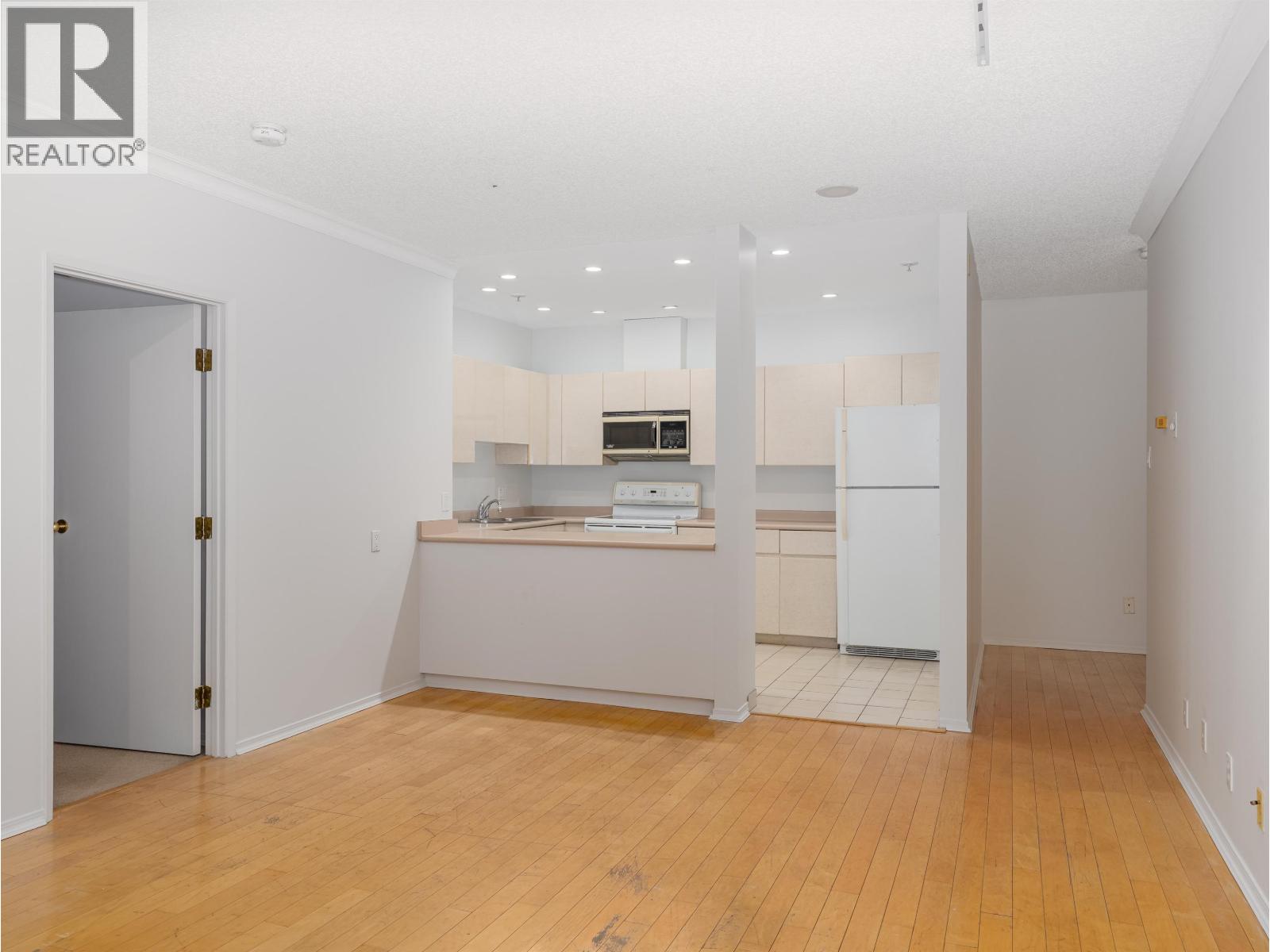 1108 1177 HORNBY STREET