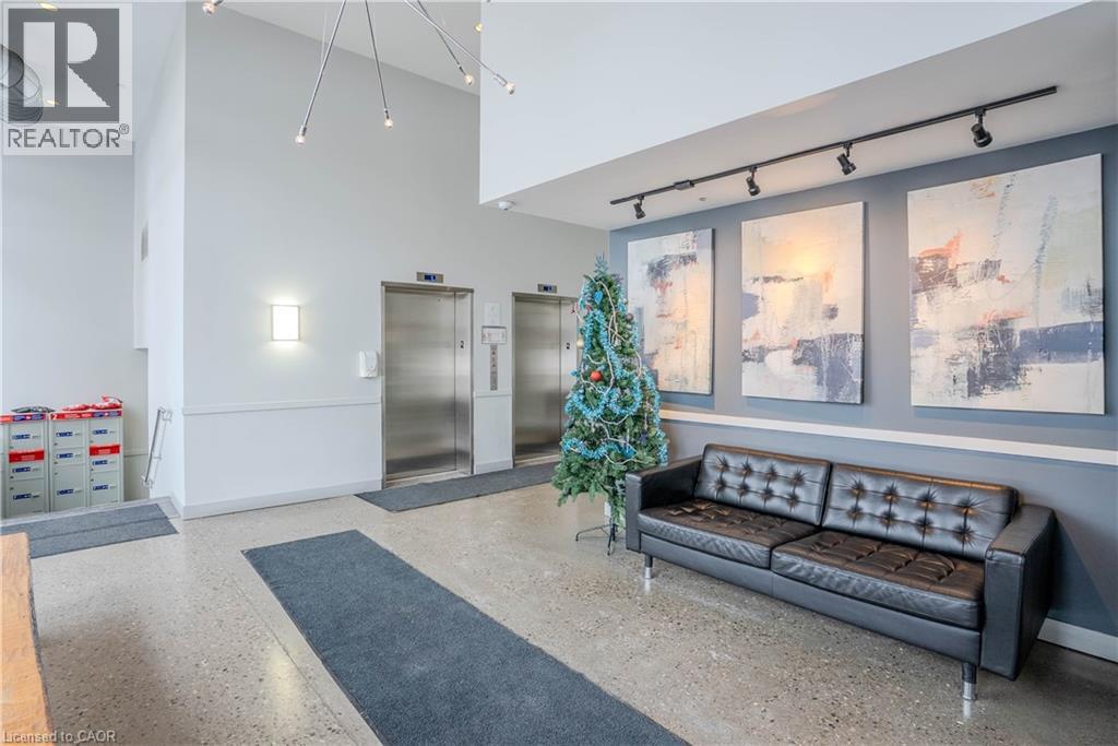 1 VICTORIA Street S Unit# 806