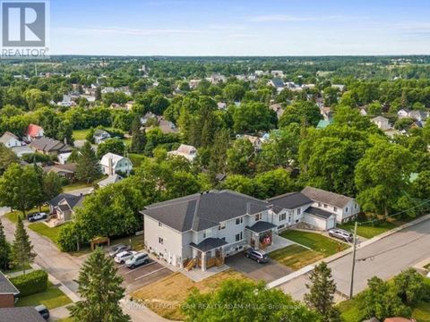 201-203 TESKEY STREET Mississippi Mills ON K0A1A0