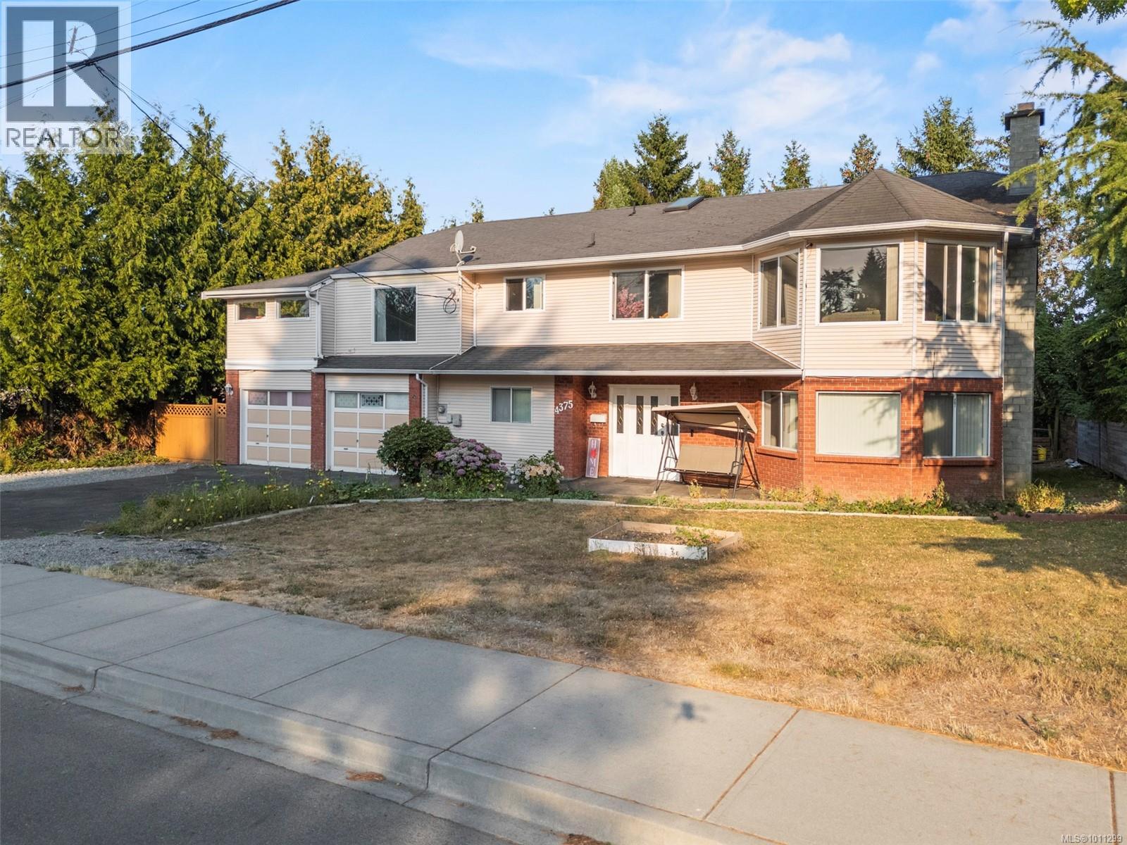 4375 Viewmont Ave