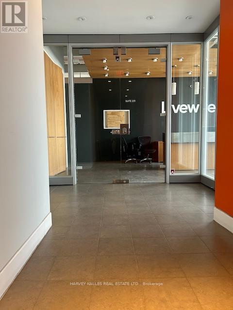 202 - 109 VANDERHOOF AVENUE