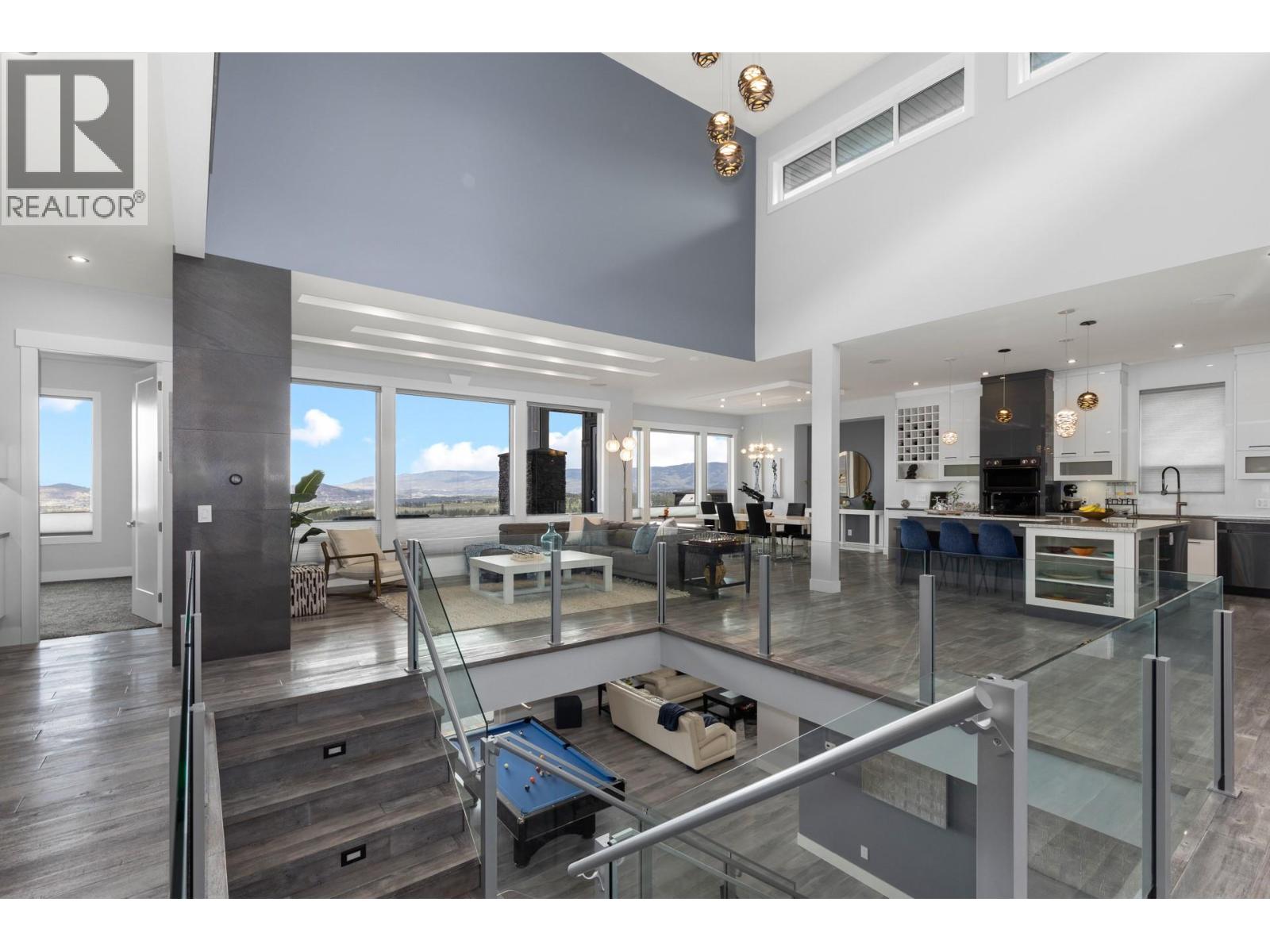 1088 Clarance Avenue