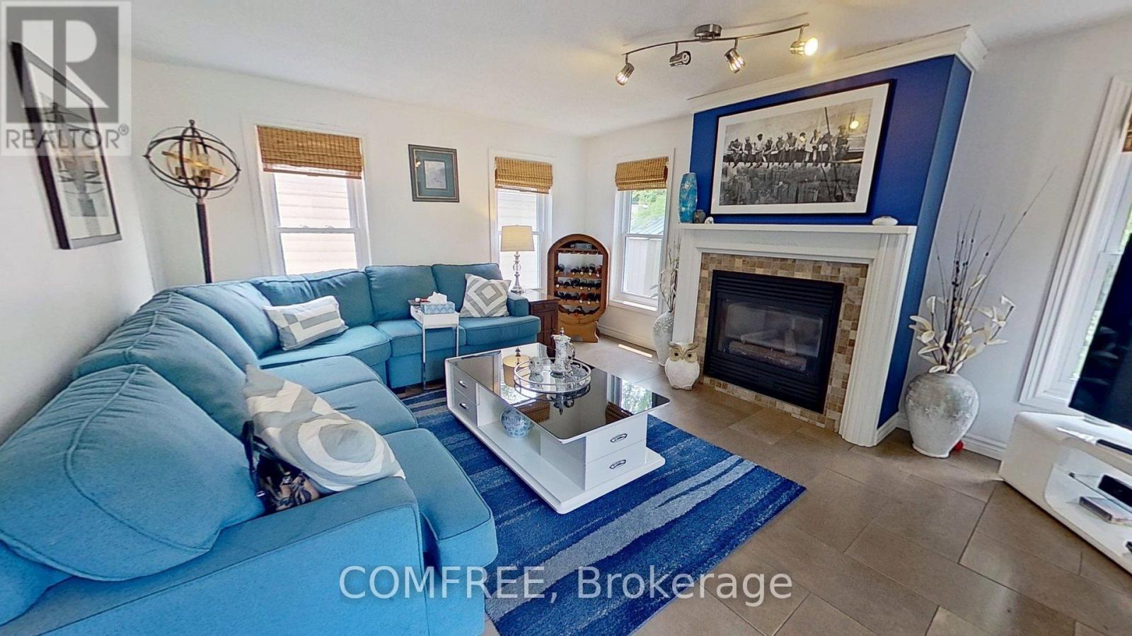 27 BRAESYDE AVENUE