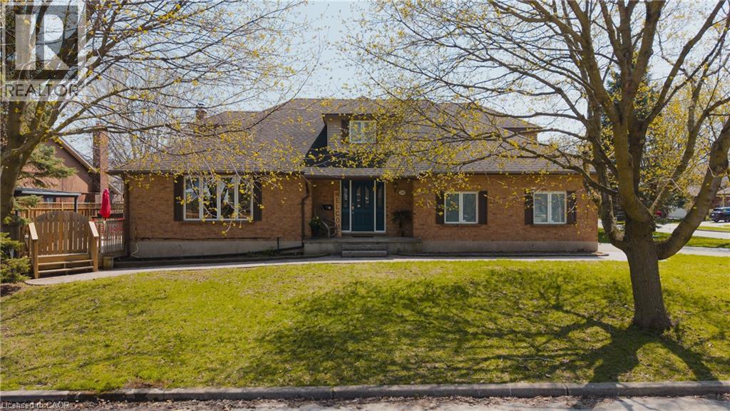 381 TIMLOCK Place