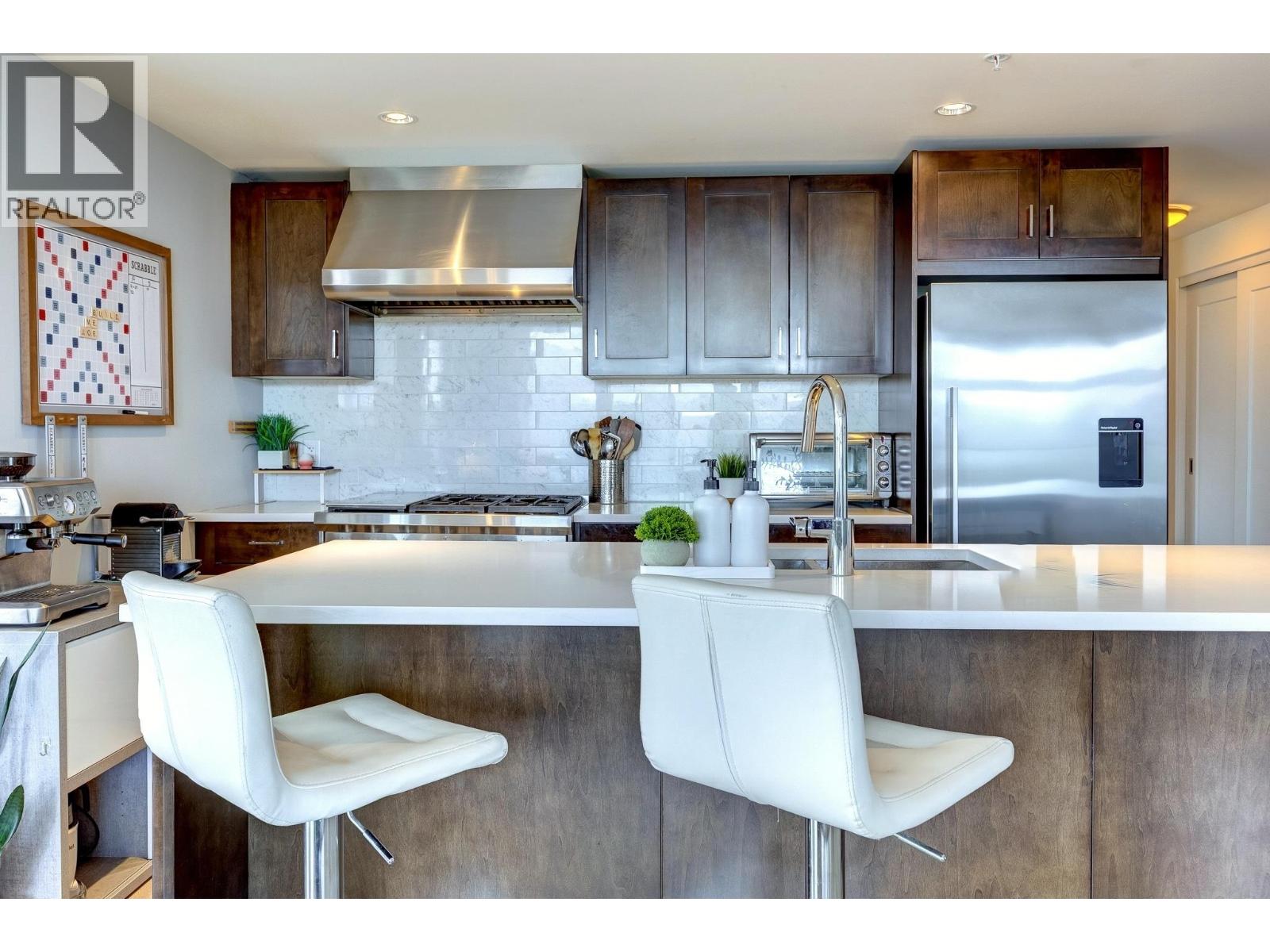 485 Groves Avenue Unit# 406