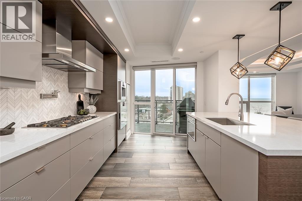 2060 LAKESHORE Road Unit# 608