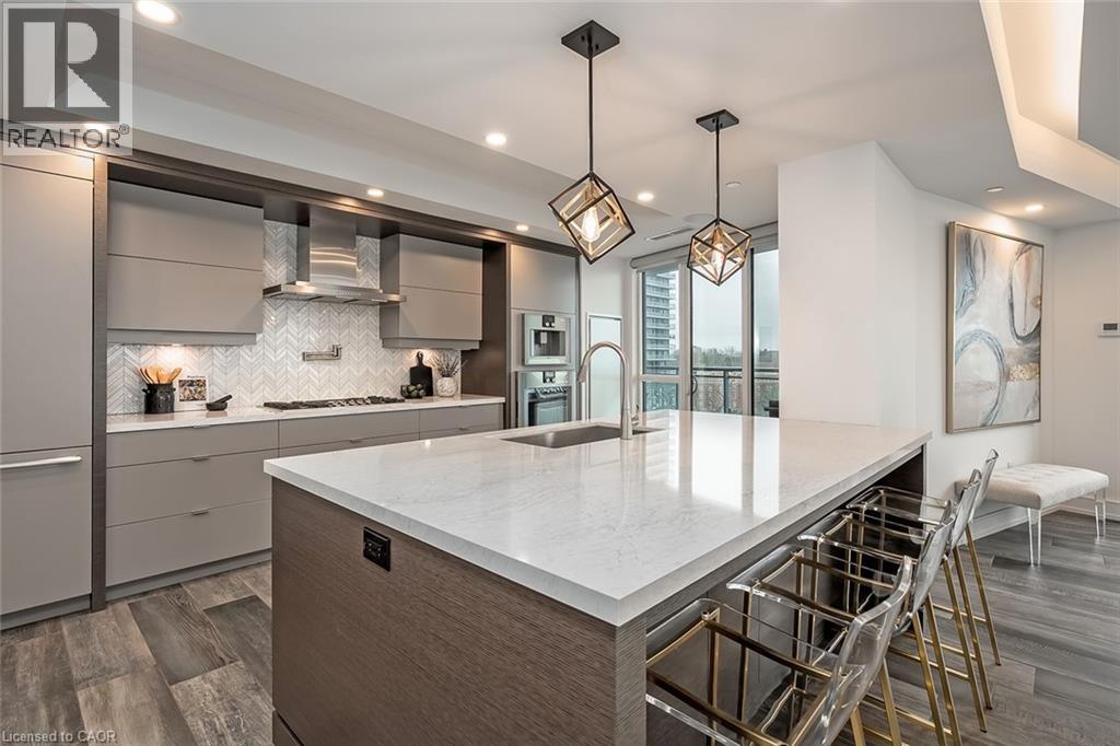 2060 LAKESHORE Road Unit# 608