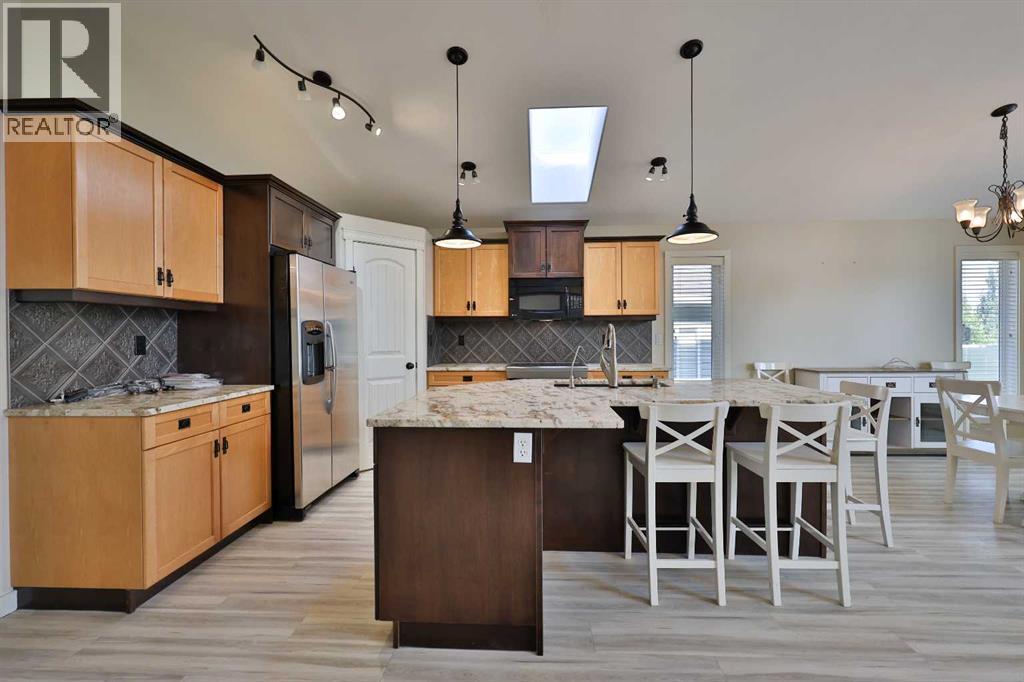 74 Rivermont Crescent W