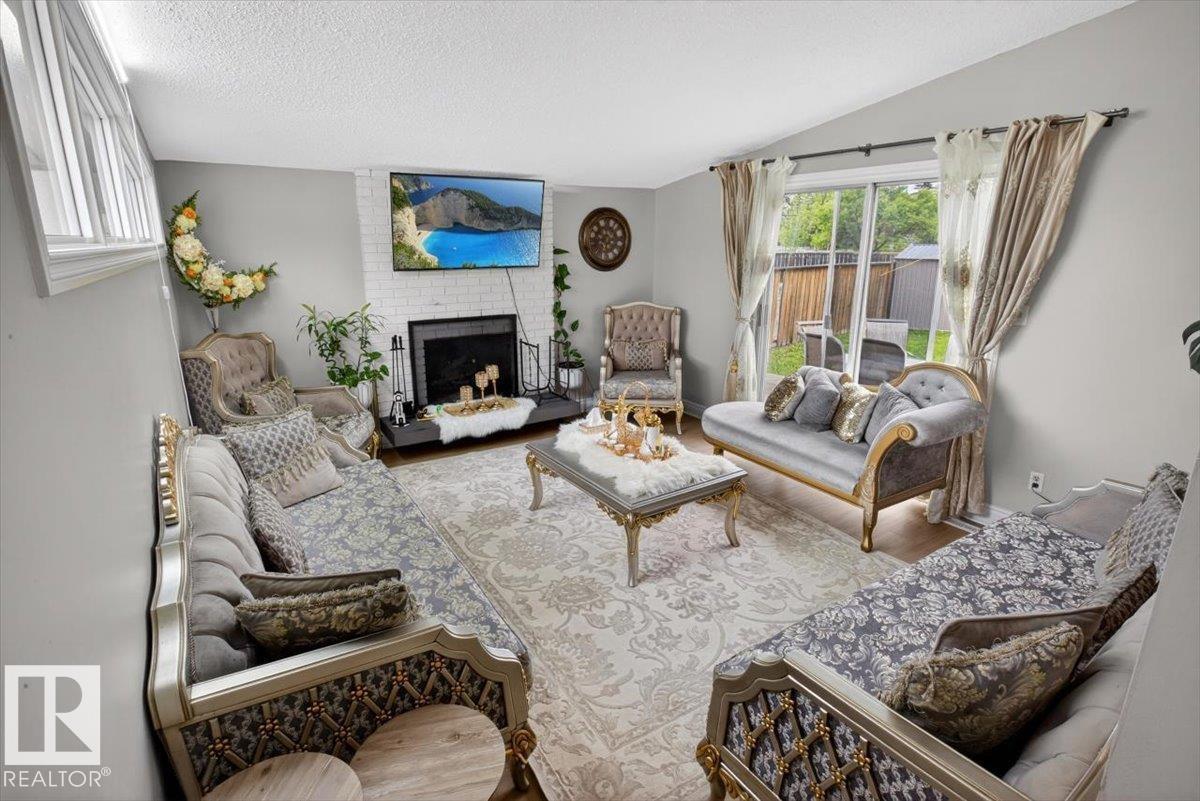 11940 152B AV NW