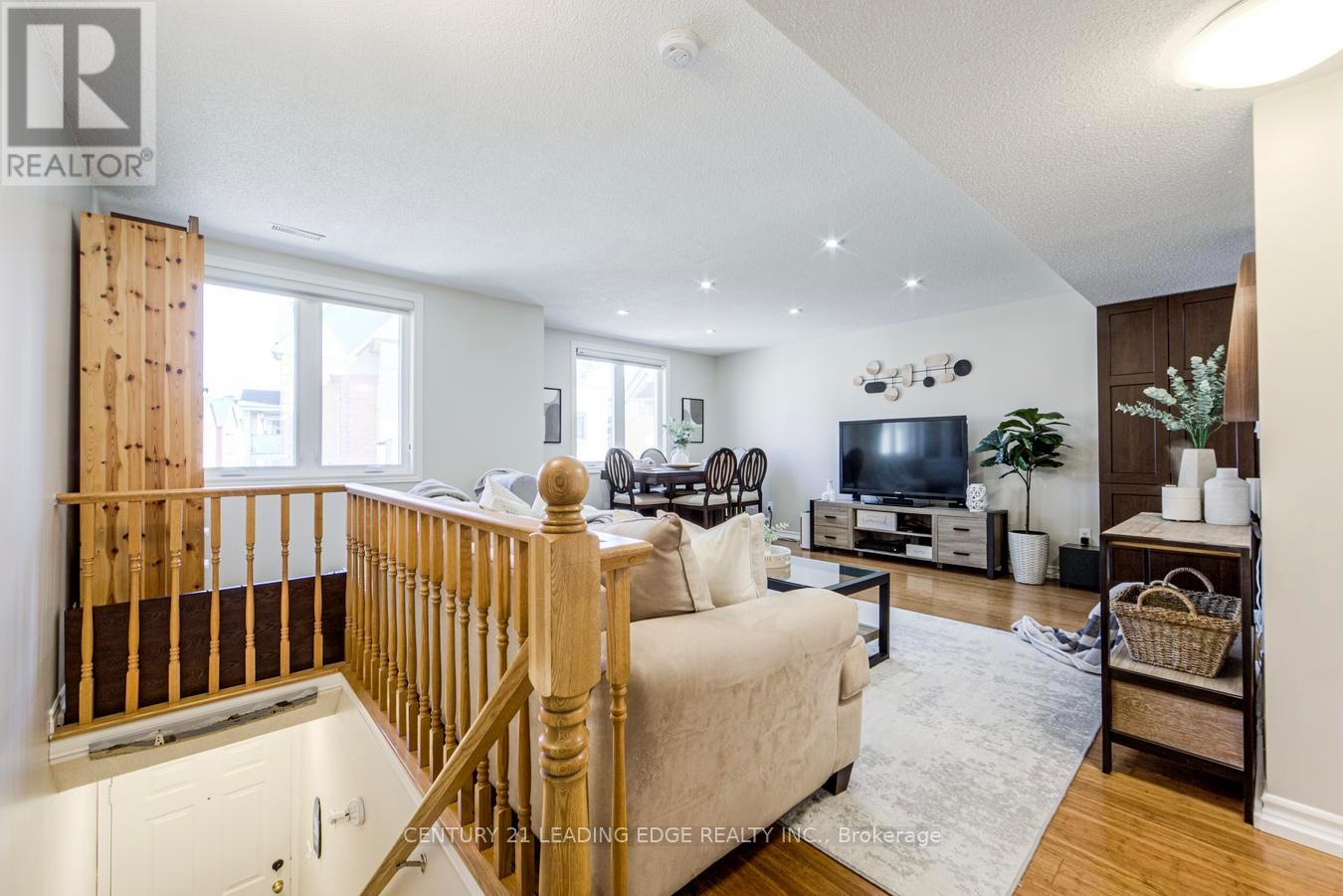 608 - 75 WELDRICK ROAD E