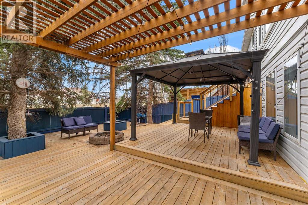 44 Douglas Glen Crescent SE