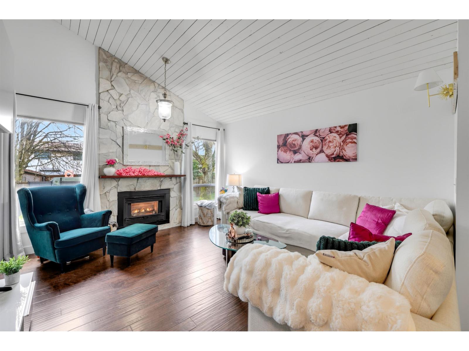 6074 E GREENSIDE DRIVE