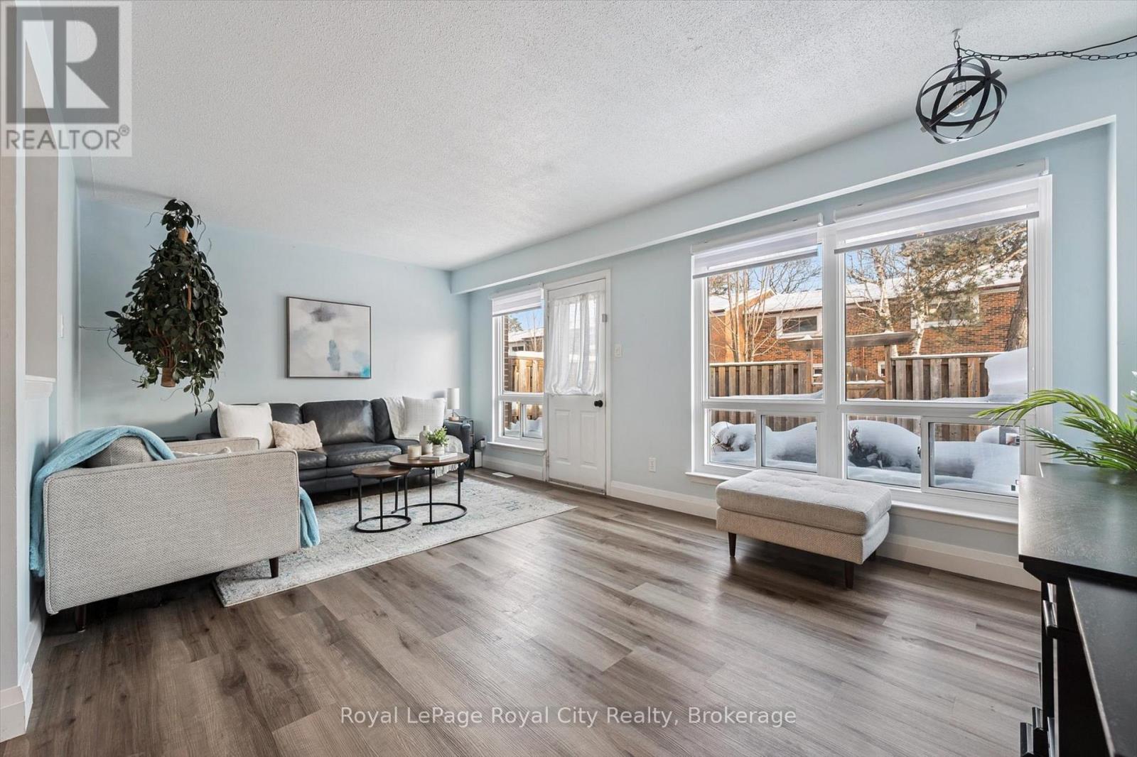 30 - 121 BAGOT STREET