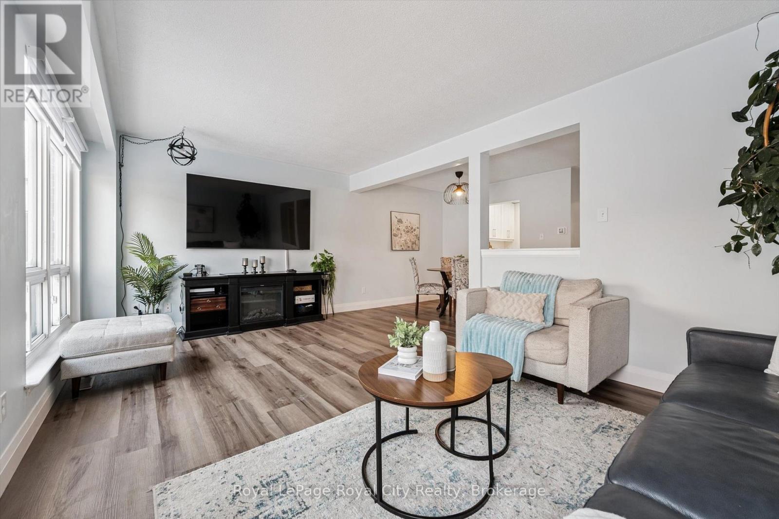 30 - 121 BAGOT STREET