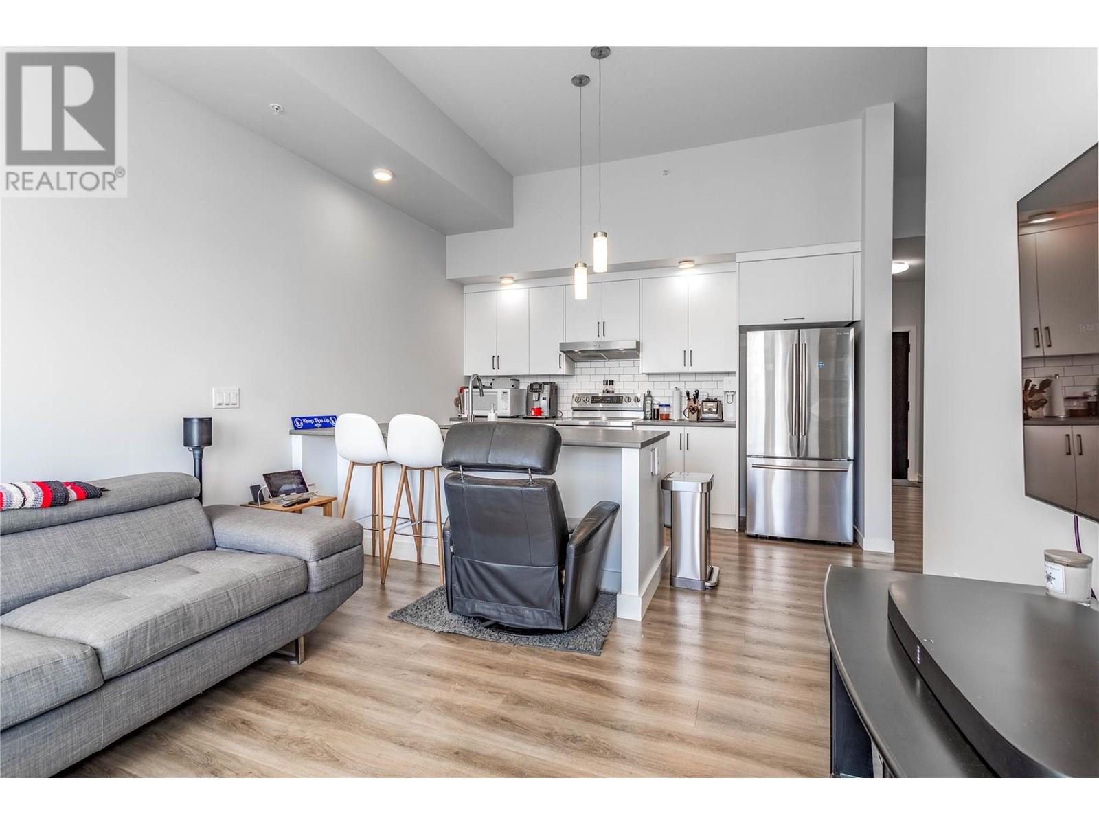 1215 St Paul Street Unit# 606