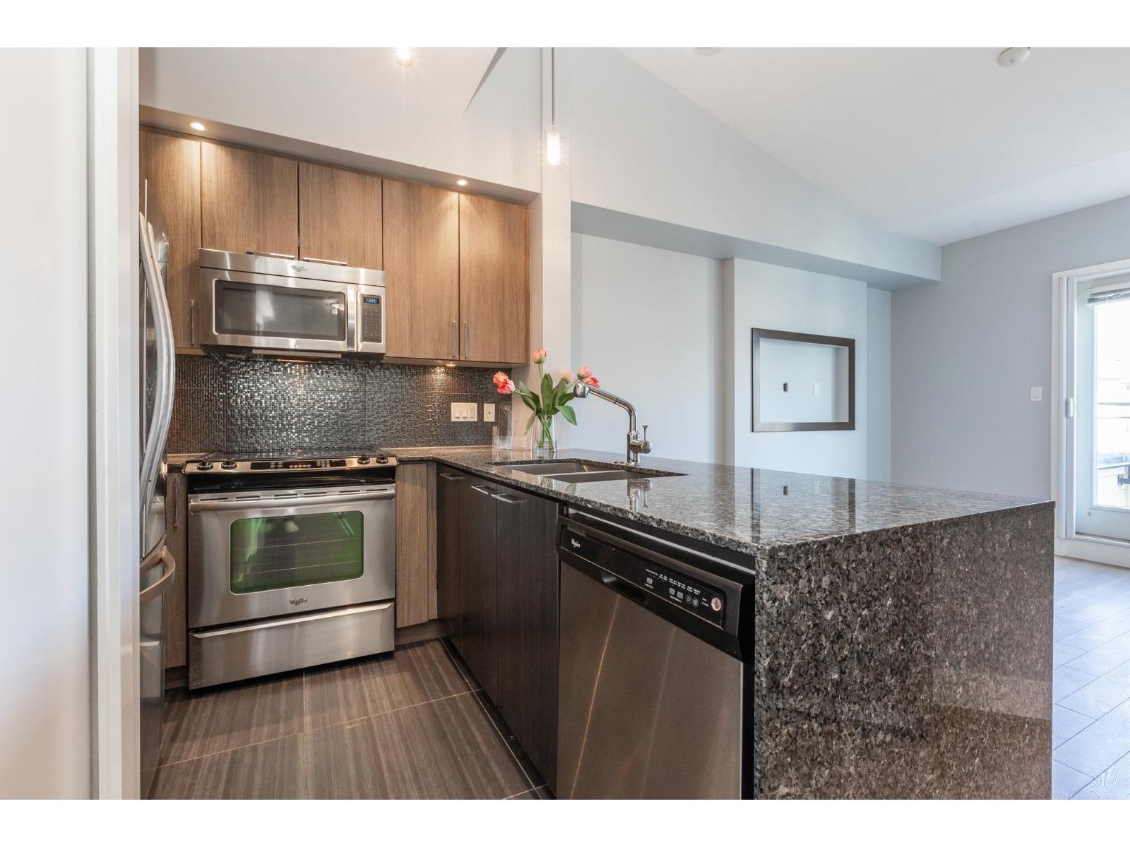 B401 20211 66 AVENUE
