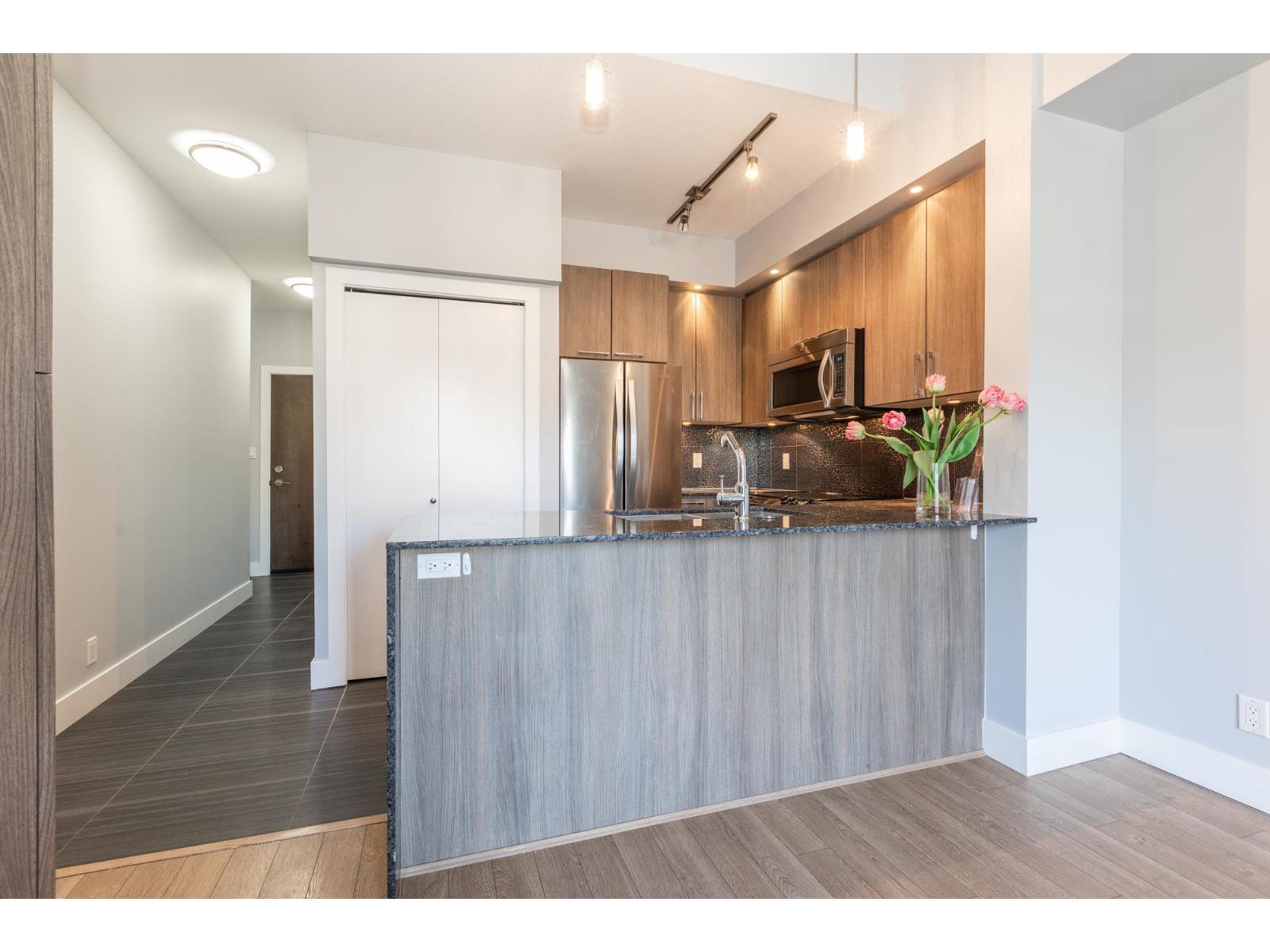B401 20211 66 AVENUE