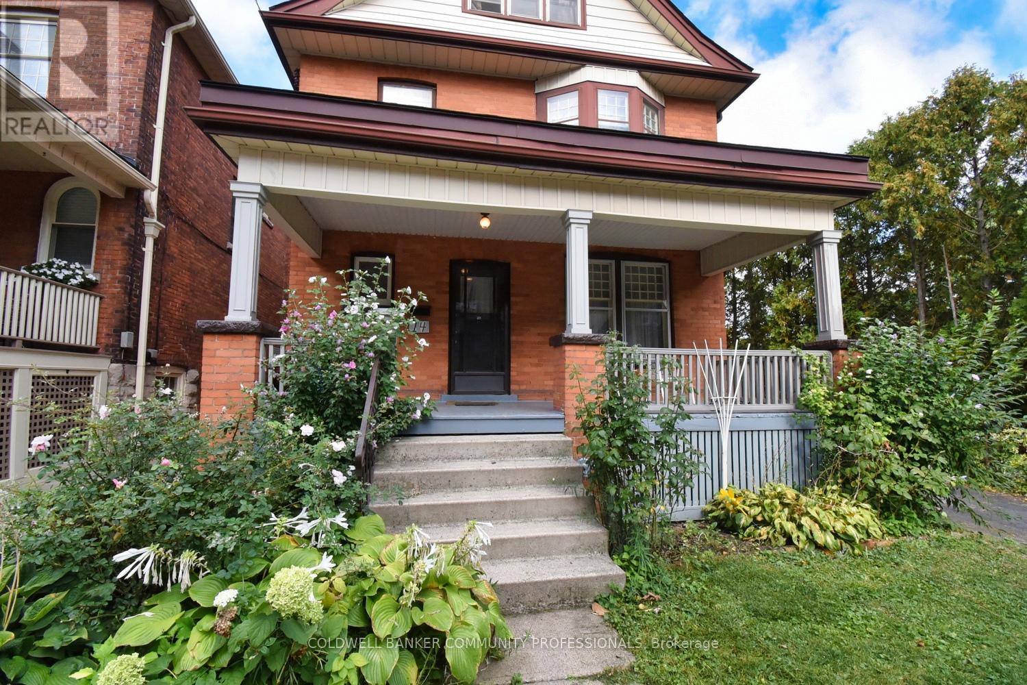 14 SPRUCESIDE AVENUE