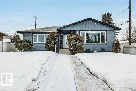 7811 134B AV NW Edmonton AB T5C3B9