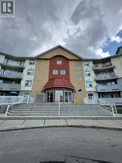 2126, 700 Willowbrook Road NW Airdrie AB T4B0L5