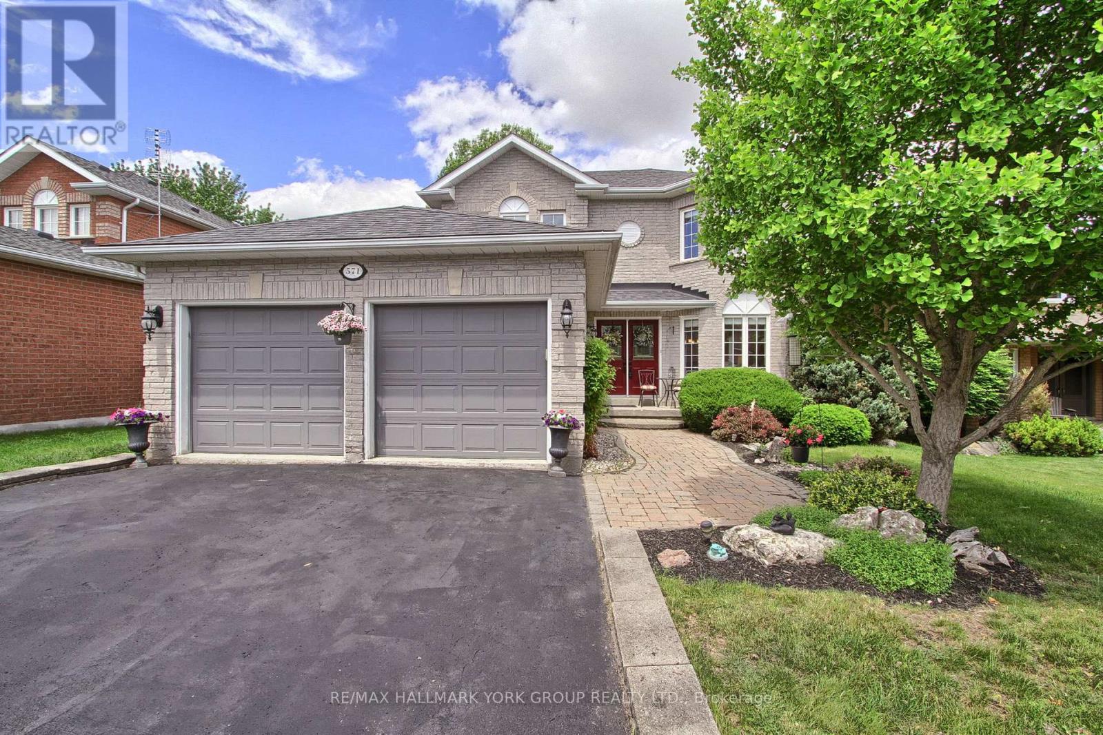 571 GOODYEAR CRESCENT