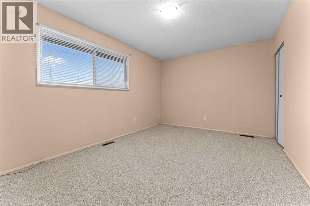 1202, 2200 Woodview Drive SW