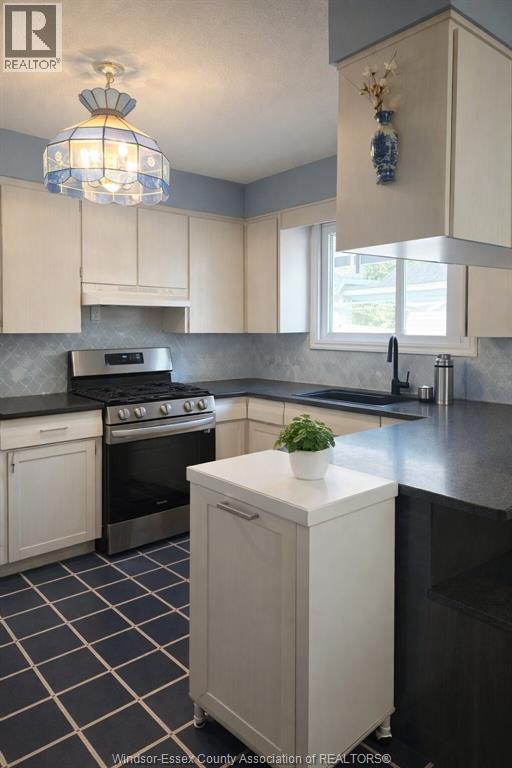 553 ST. PIERRE STREET