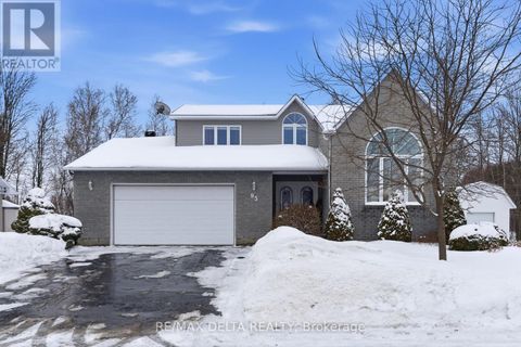 95 LALANDE CRESCENT Alfred and Plantagenet ON K0B1L0