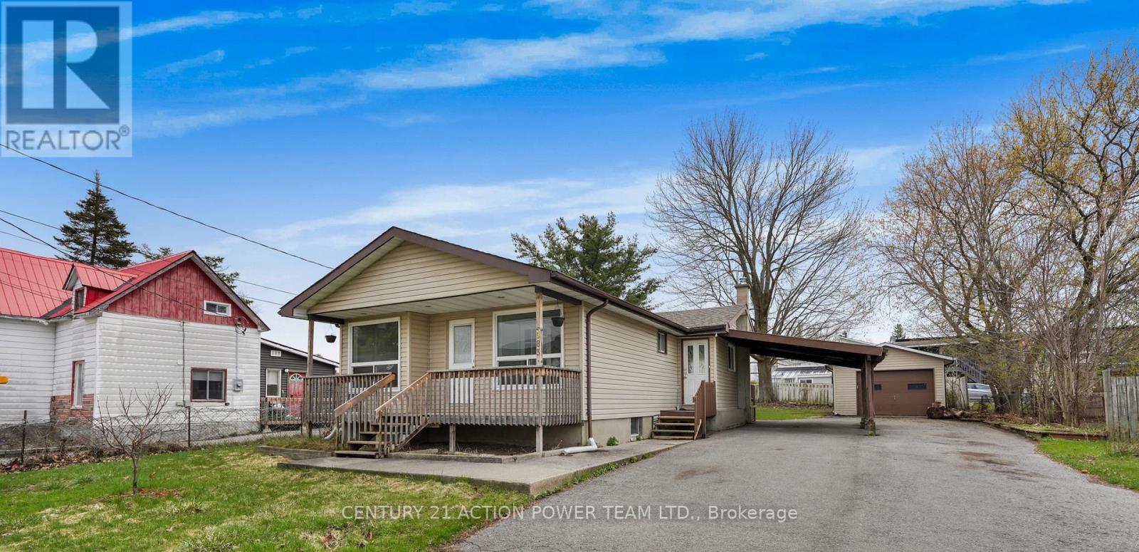 Photo 1 of 35 — 983 CHAPMAN STREET, Clarence-Rockland, ON K4K1E6