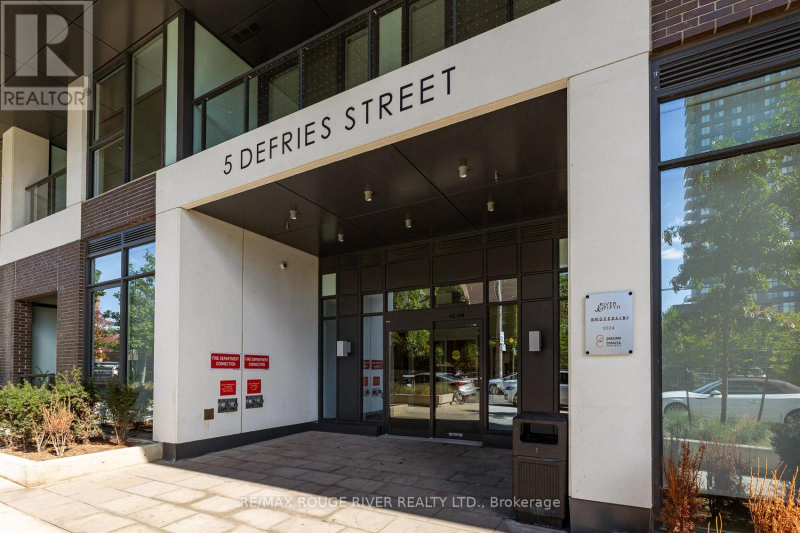 402 - 5 DEFRIES STREET